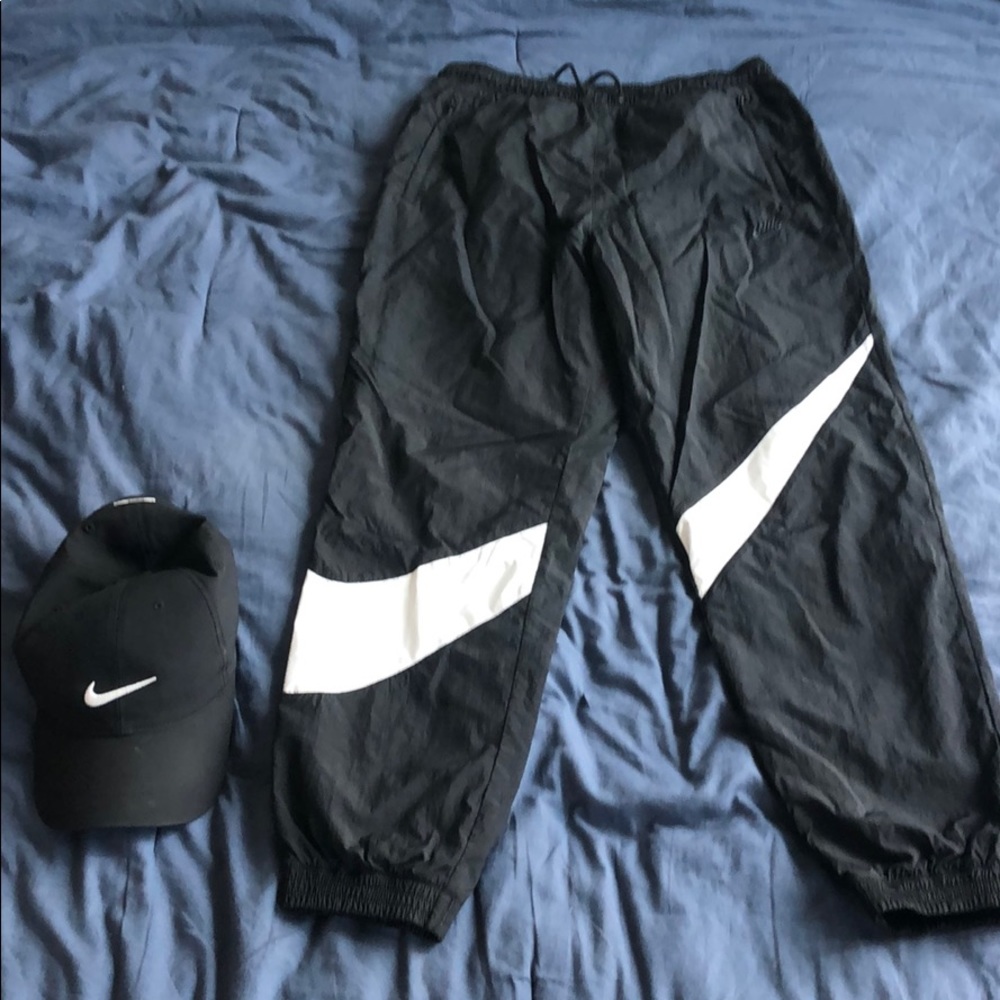Nike men’s sweat pants